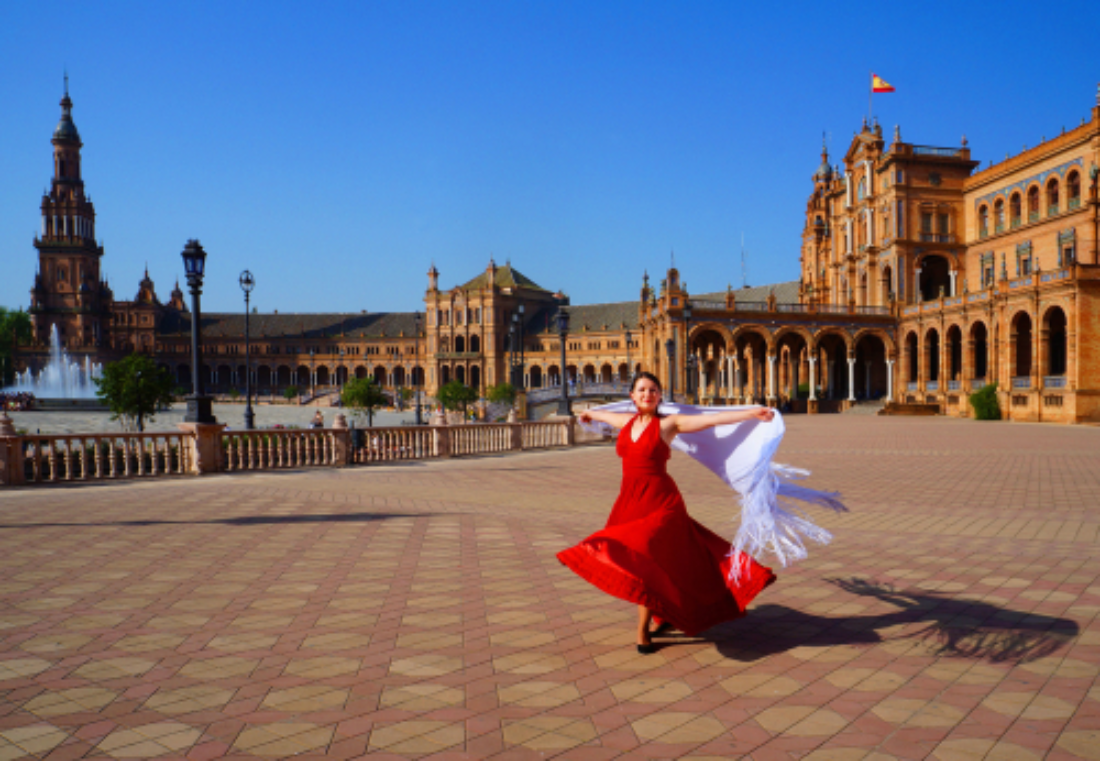 Spanish-woman in red dancing